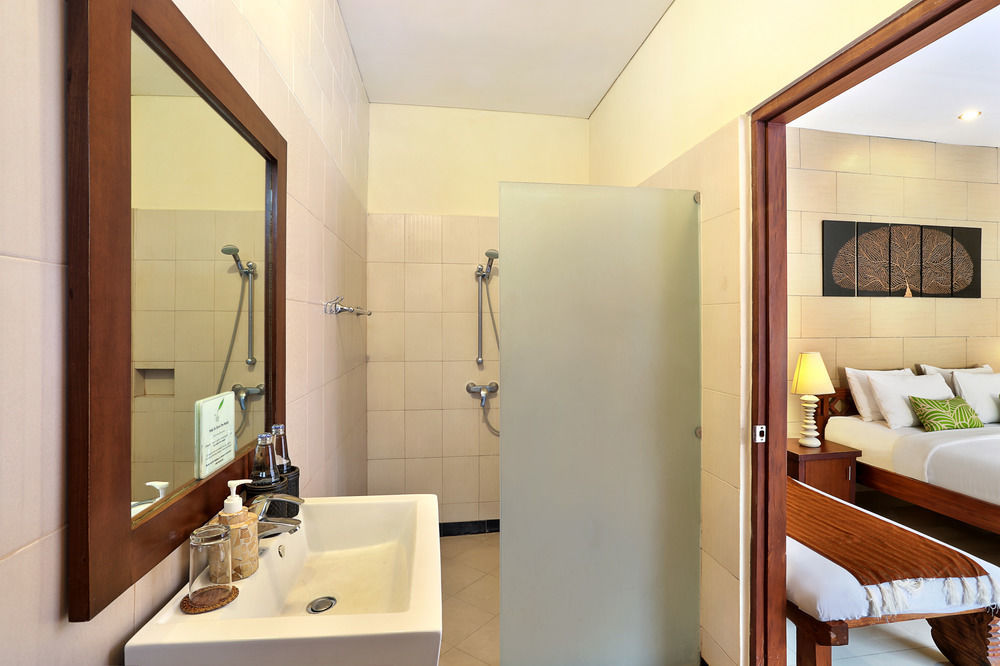 The Vie Villa Legian Exterior foto